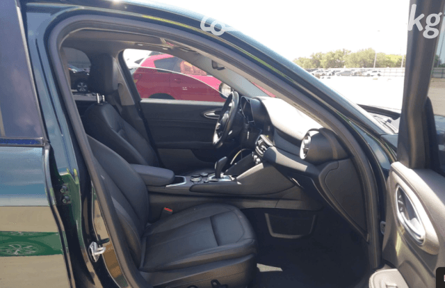 Alfa Romeo Giulia II 2.0 AT