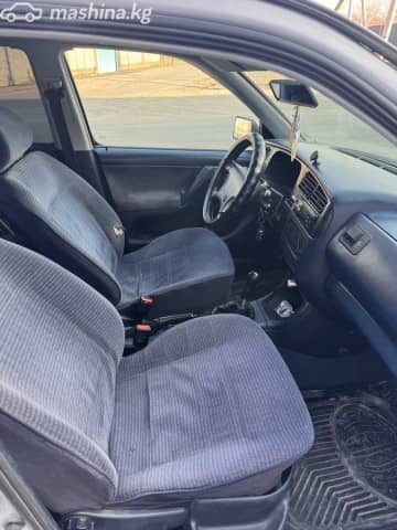 Volkswagen Golf III 1.8 MT