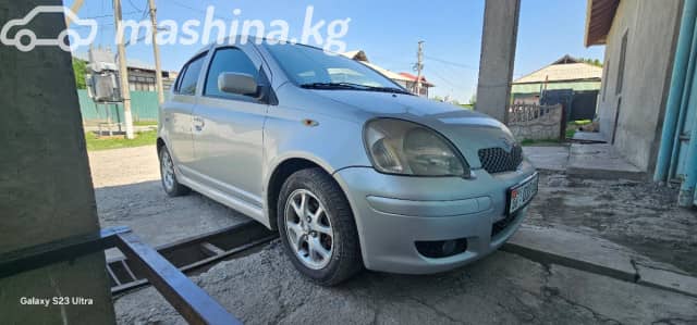 Toyota Yaris I Рестайлинг 1.3 MT