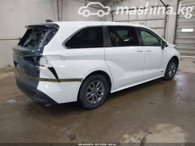 Toyota Sienna IV 2.5hyb AT 4WD