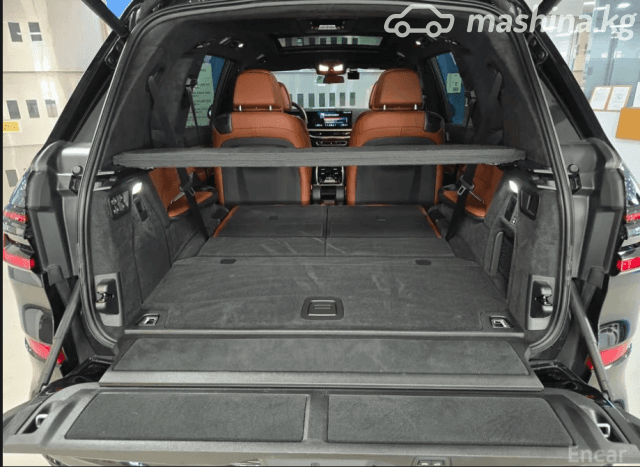 BMW X7 I (G07) Рестайлинг M60i 4.4 AT 4WD