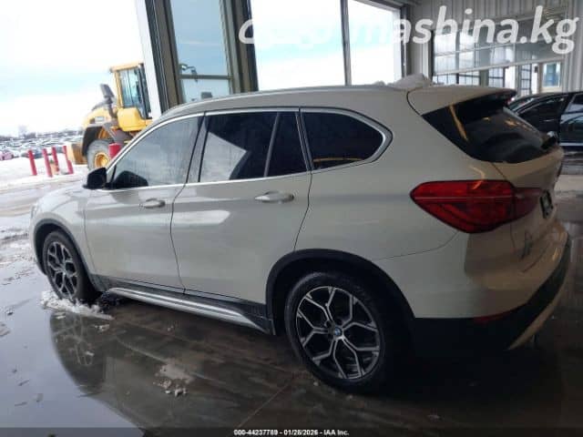 BMW X1 II (F48) Рестайлинг 28i xDrive 2.0 AT 4WD