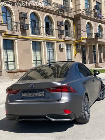 Lexus IS III Рестайлинг 300h 2.5hyb CVT