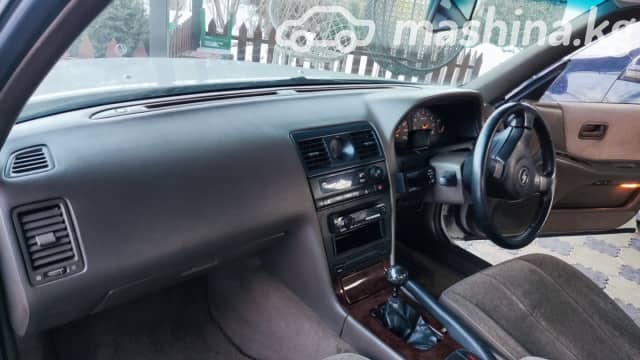 Nissan Laurel VII (C34) 2.5 AT