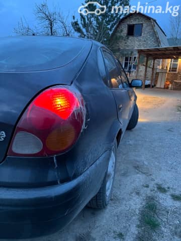 Toyota Corolla VIII (E110) Рестайлинг 1.6 AT