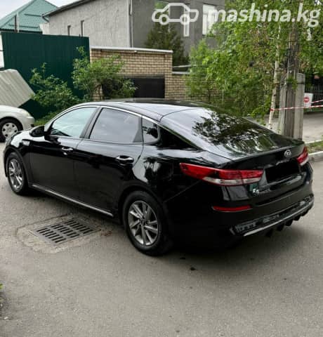 Kia K5 II 2.0 AT