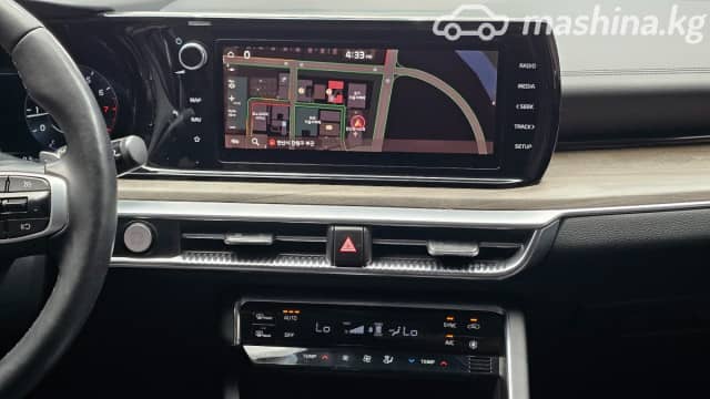 Kia K5 III 2.0 AT
