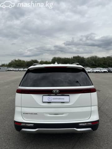 Kia Carnival IV 2.2d AT