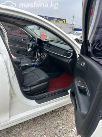 Kia K5 II 2.0 AT
