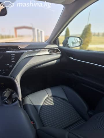 Toyota Camry VIII (XV70) 2.5 AT