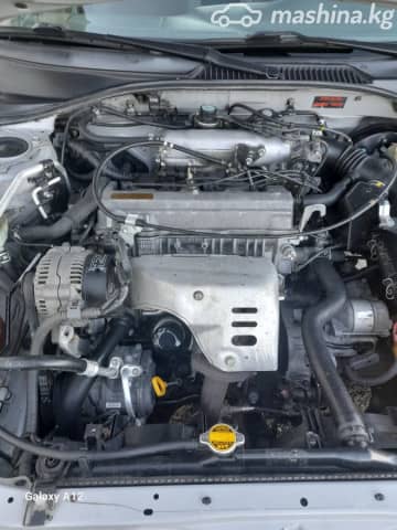 Toyota Avensis I Рестайлинг 2.0 MT