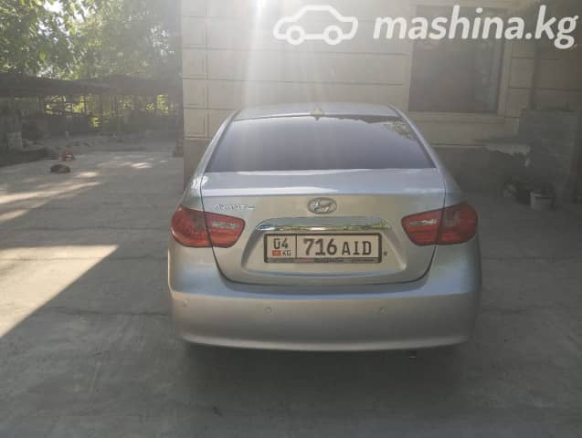 Hyundai Avante IV