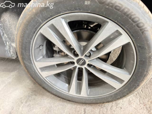 Audi Q6 40 TFSI 2.0 AMT 4WD