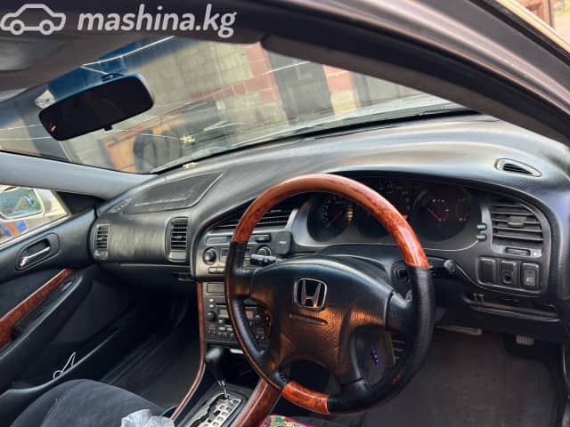 Honda Inspire III Рестайлинг 2.5 AT