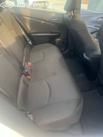 Toyota Prius IV Рестайлинг (XW50) 1.8hyb AT