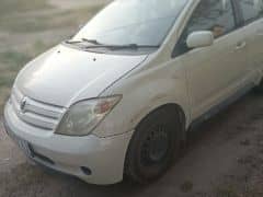 Toyota Ist I 1.3 AT