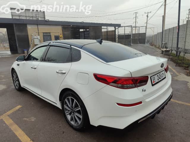 Kia K5 II 2.0 AT