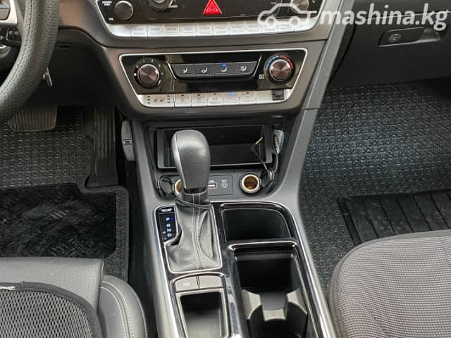 Hyundai Sonata VII (LF) Рестайлинг 2.0 AT