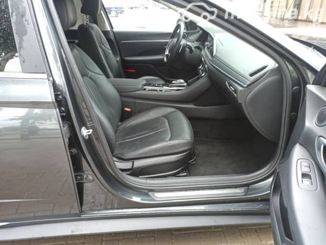 Hyundai Sonata VIII (DN8) LPi 2.0 AT