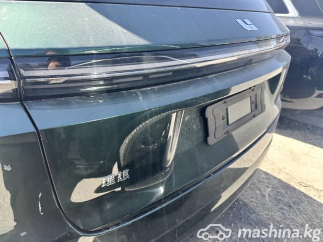 LiXiang L9 Рестайлинг 1.5hyb AT 4WD