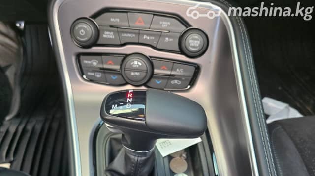 Dodge Challenger III Рестайлинг 2 6.4 AT