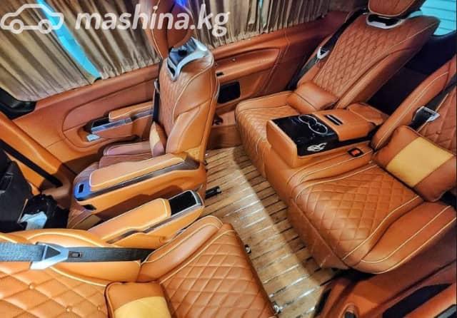 Mercedes-Benz V-Класс III (W447) Рестайлинг 2 250 d длинный 2.0d AT 4WD