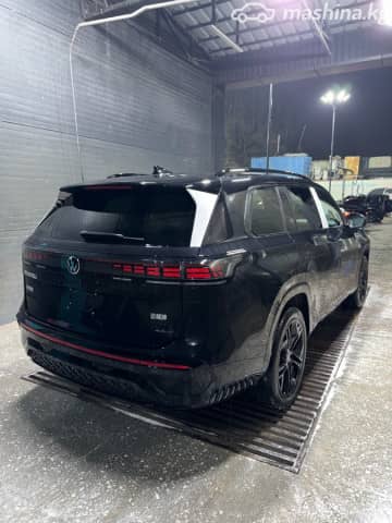 Volkswagen Teramont I Рестайлинг (China Market) 2.0 AMT 4WD