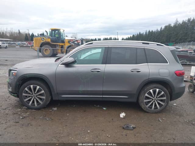 Mercedes-Benz GLB I (X247) 250 2.0 AMT 4WD