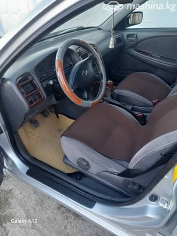 Toyota Avensis I Рестайлинг 2.0 MT