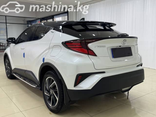 Toyota C-HR I Рестайлинг 2.0 CVT