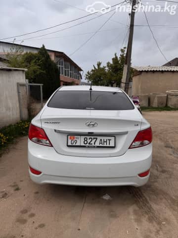 Hyundai Accent IV 1.4 CVT