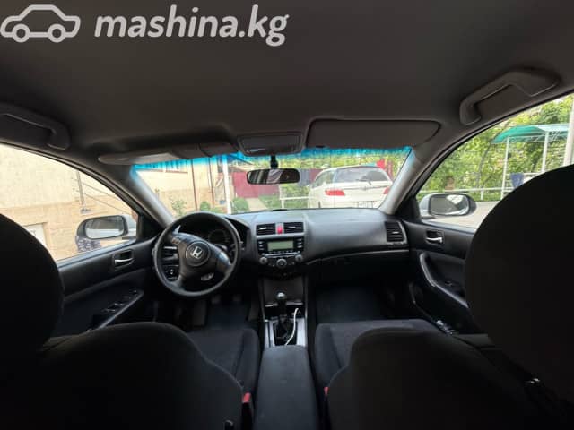 Honda Accord VII Рестайлинг 2.0 MT