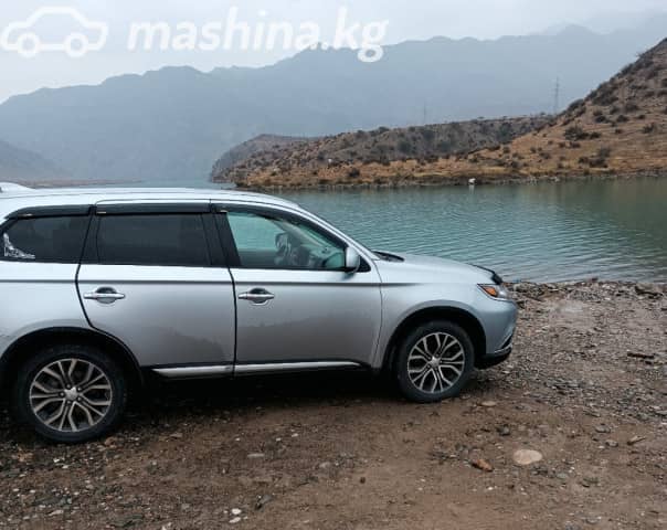 Mitsubishi Outlander III Рестайлинг 2 2.4 CVT 4WD