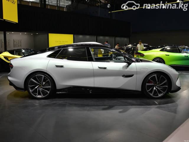 Lotus Emeya Electro AT 4WD