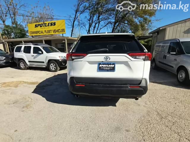 Toyota RAV4 V (XA50) 2.5 AT
