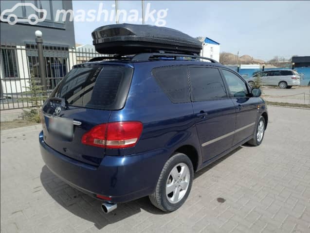 Toyota Avensis Verso 2.0 MT