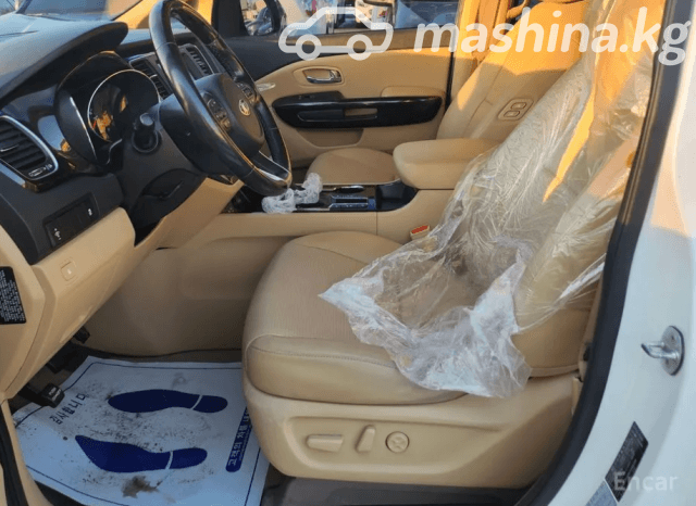Kia Carnival III 2.2d AT