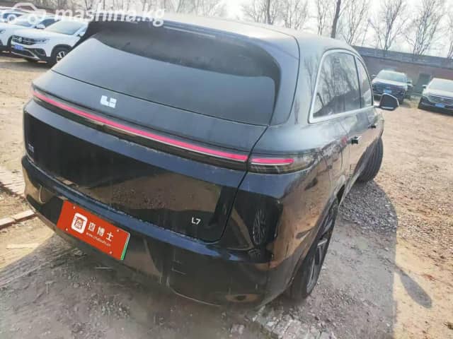 LiXiang L7 Pro 1.5hyb AT 4WD