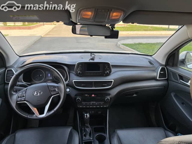 Hyundai Tucson III Рестайлинг 2.0d AT 4WD