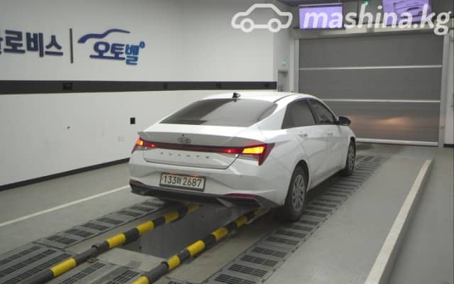 Hyundai Avante VII 1.6 CVT