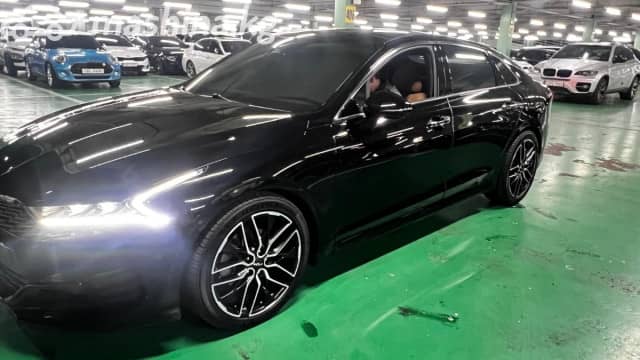 Kia K5 III 1.6 AT