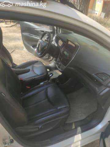 Chevrolet Spark IV 1.0 CVT