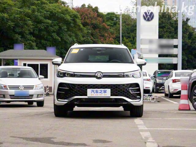 Volkswagen Tiguan III (China Market) 2.0 AMT