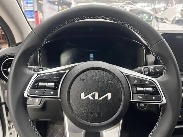 Kia K3 II China Market Рестайлинг 1.5 CVT
