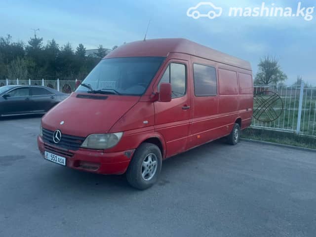 Mercedes-Benz Фургон (6х2)