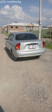 Chevrolet Lanos I 1.5 MT
