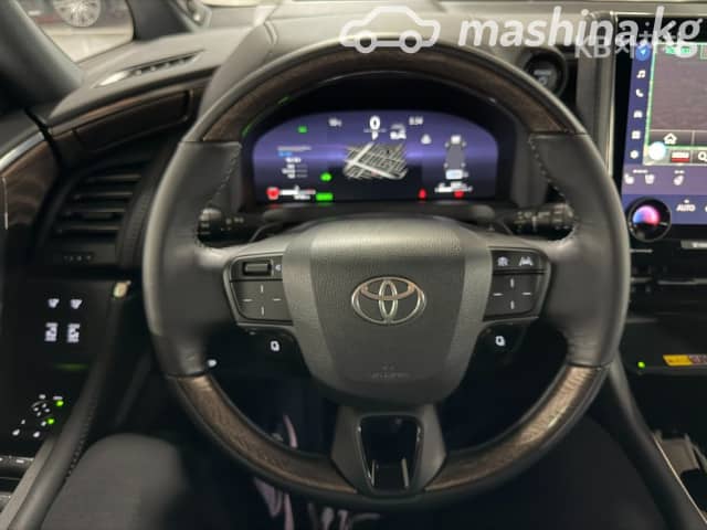 Toyota Alphard IV 2.5hyb CVT 4WD