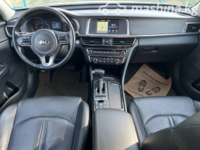 Kia K5 II 2.0 AT
