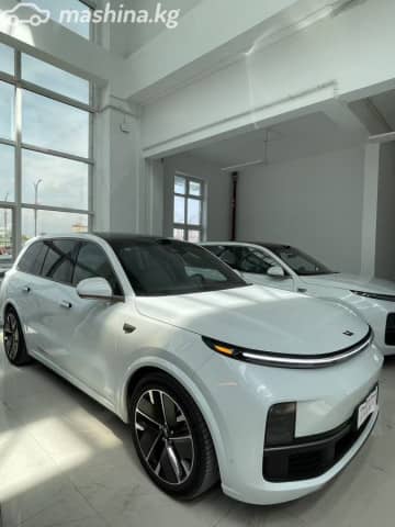 LiXiang L9 Рестайлинг 1.5hyb AT 4WD