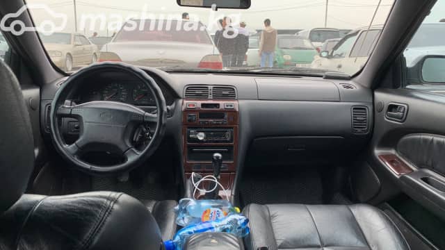 Nissan Maxima IV (A32) 2.0 MT